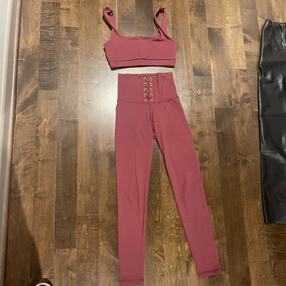 Strut This Workout Set